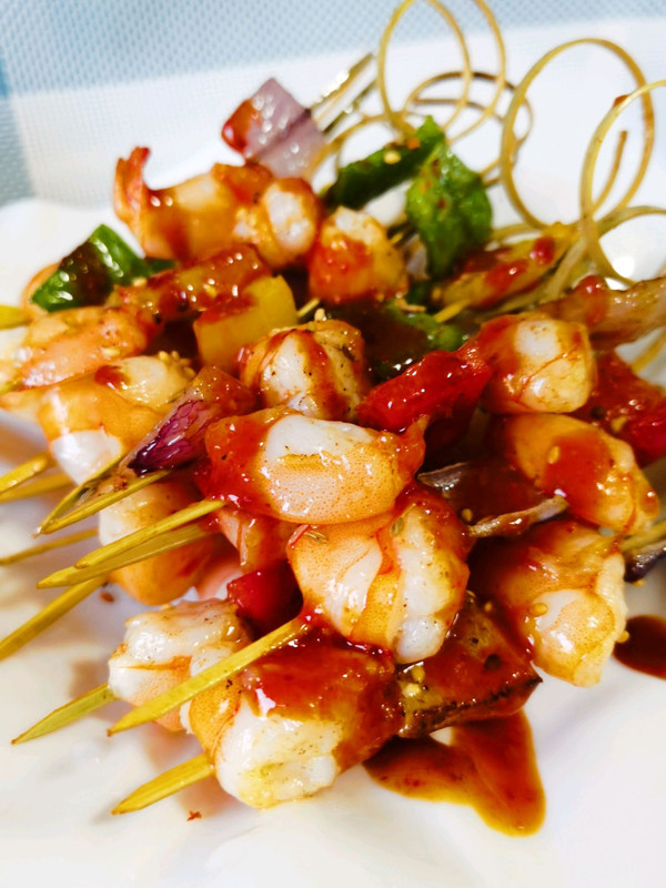 酱香五彩鲜虾串