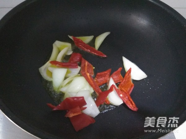 酱爆鱿鱼的做法