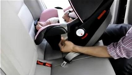 提篮式安全座椅怎么安装