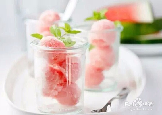 西瓜都有哪些花样吃法?西瓜冰淇淋怎么做?