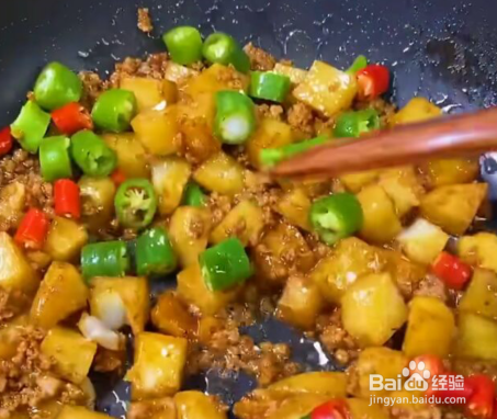 家常红烧土豆丁怎么做才好吃？