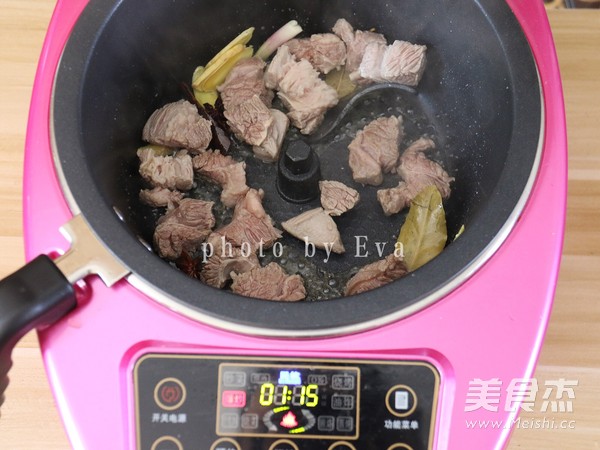 无肉不欢-白萝卜炖牛腩