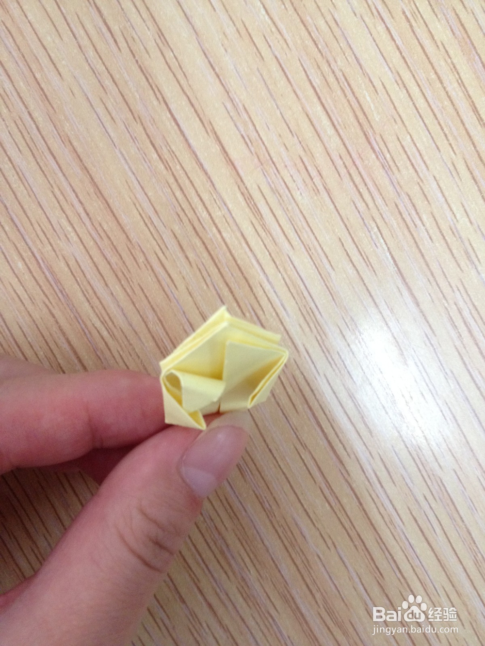 如何折出可爱的皮卡丘