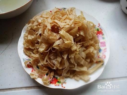 辣椒炒豆皮的做法