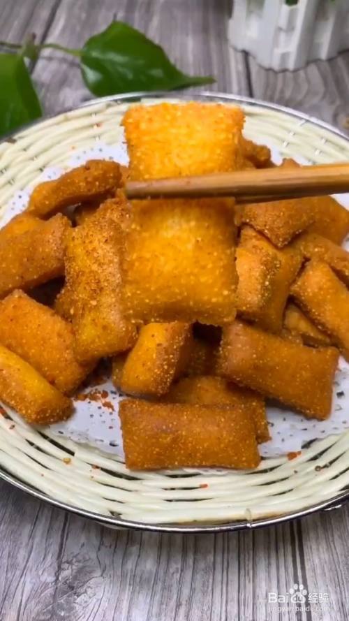 非常好吃酥脆的小零食用小米怎样做