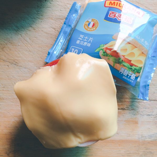 起司番茄面包盅