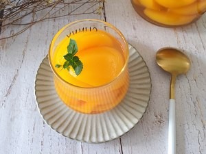 制作美味黄桃罐头