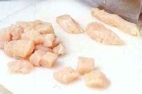 家常菜：宫保鸡丁怎么做？