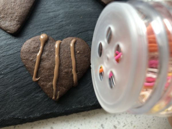 爱心巧克力饼干