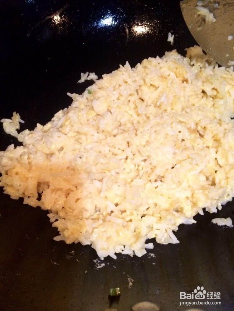炒米饭怎么粒粒分开