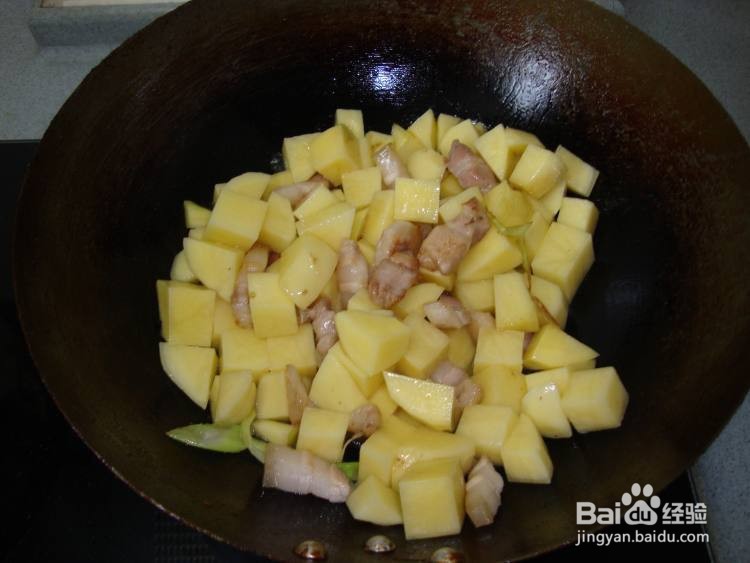 香菇土豆炖肉做法#初冬怎么吃#