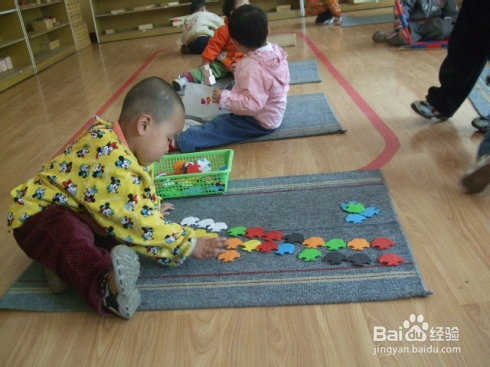 怎样和宝宝一起快乐长大!：[5]选玩具