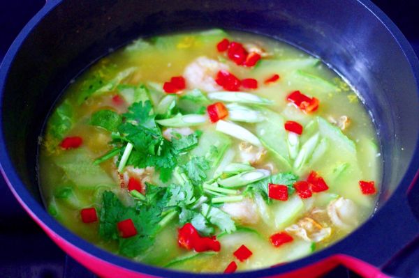 金汤酸辣黄瓜扇贝羹