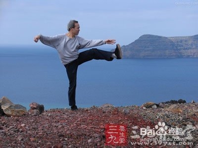 24式太极拳 身静体松练太极