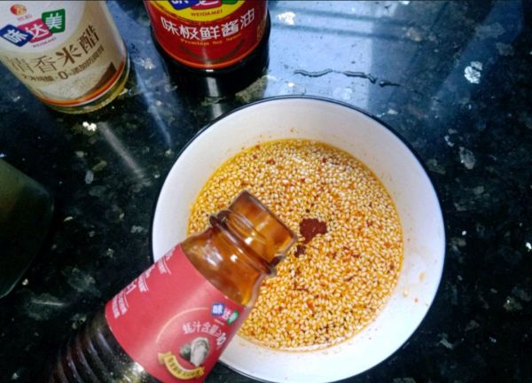 酸辣爽口拌凉粉