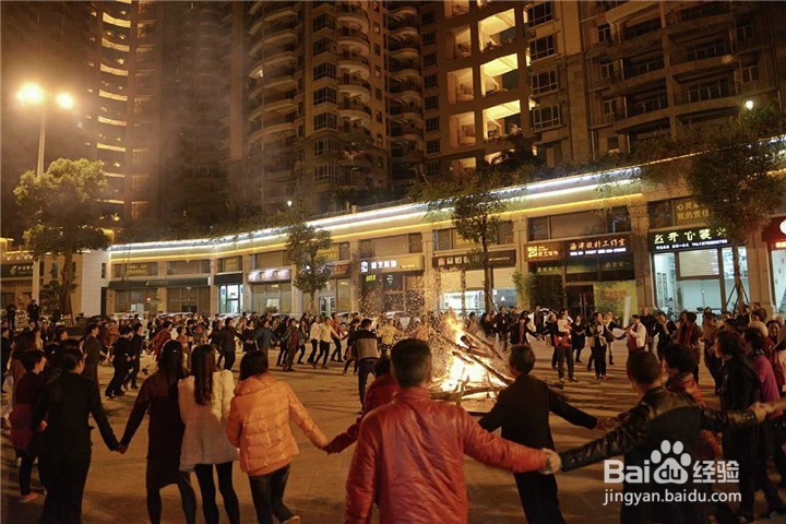 周末闹中取静的悠闲漫步