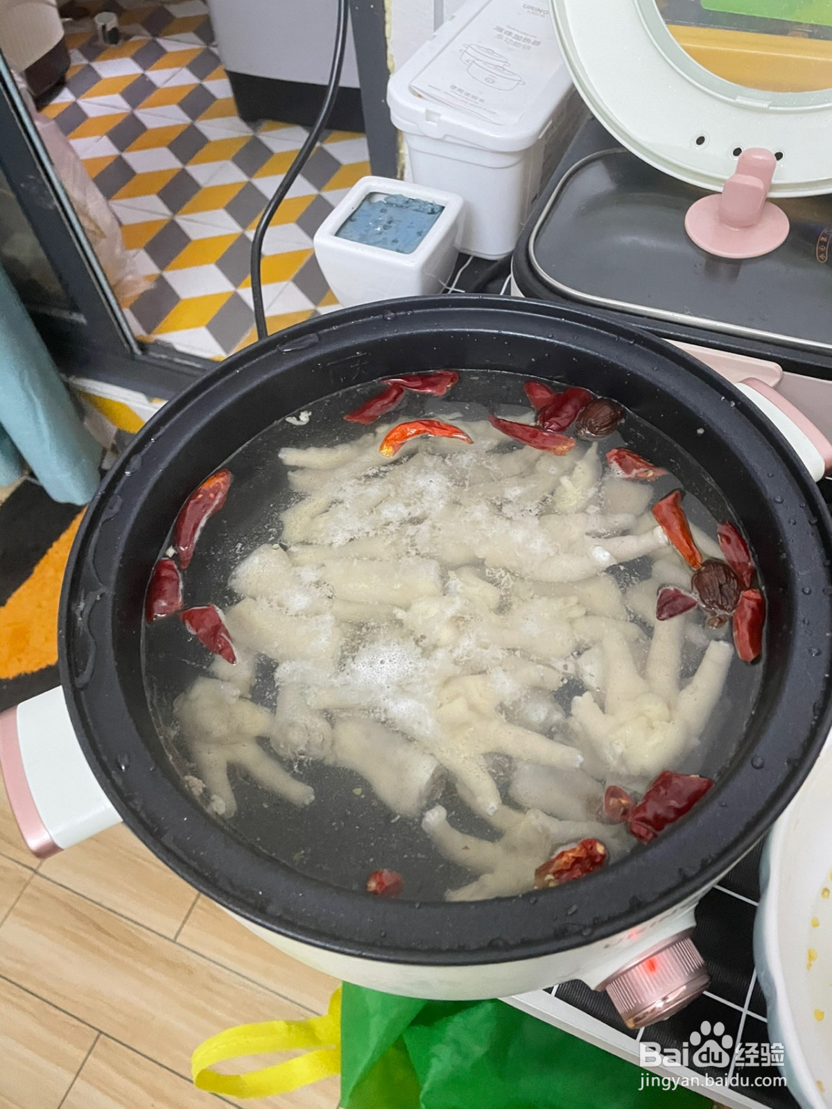 柠檬泡脚鸡脚的做法