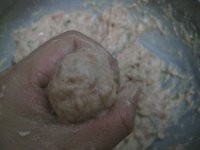 猪肉丸子的制作方法