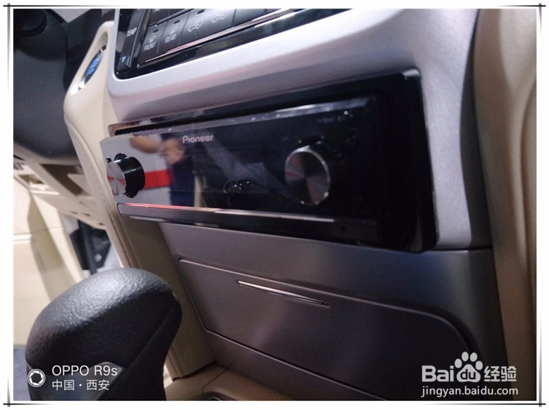 丰田酷路泽原位无损升级德国RS新竞赛两分频音响