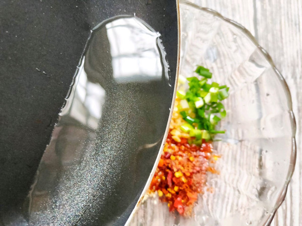 松花皮蛋拌豆腐