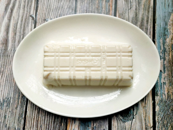 松花皮蛋拌豆腐