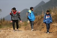 孩子中考分数只能上个很普通的班这怎么办