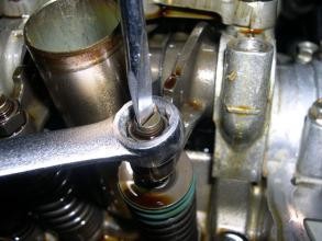 锡柴6dm3气门调节方法