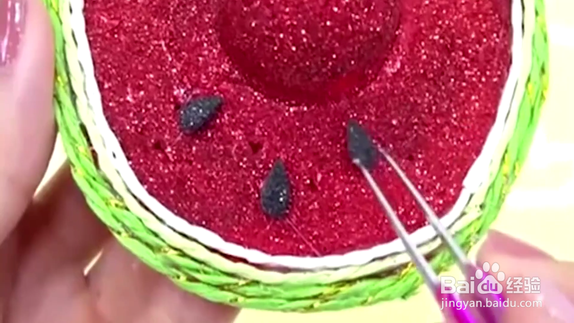 如何给芭比做小玩具？