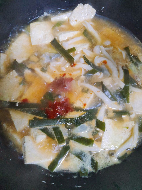豆腐海带蘑菇汤
