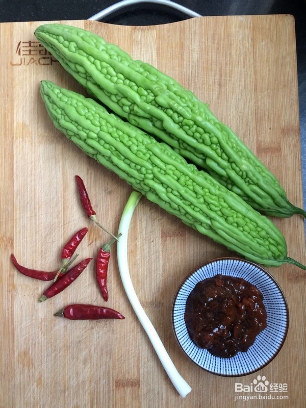酱炒苦瓜怎么做