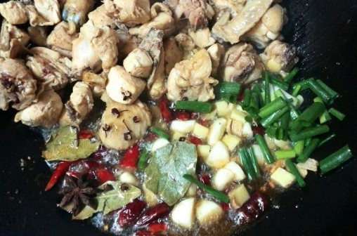 重庆鸡公煲秘制酱料配方是什么