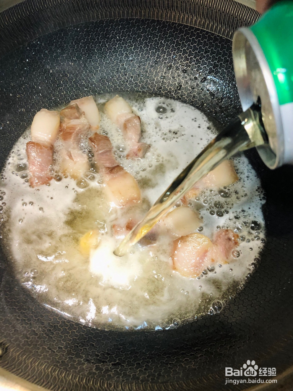 鹌鹑蛋烧栗子红烧肉的做法