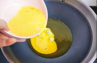 三鲜馅盒子怎么做