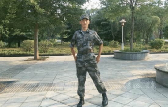 军训的九个动作是什么