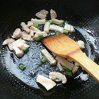 分享冒三鲜白菜肉炖粉条的做法步骤