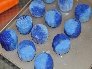 梦幻渐变色冰皮月饼怎么做?