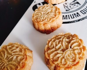 在家制作美味的澳门杏仁酥