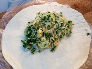 手抓饼版韭菜盒子