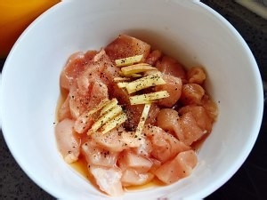 快手:懒人减肥菜~鸡胸肉