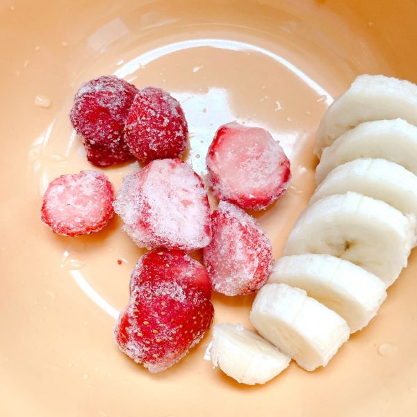 水果沙拉蛋糕三明治