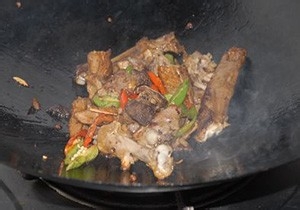 干锅旱鸭的制作方法