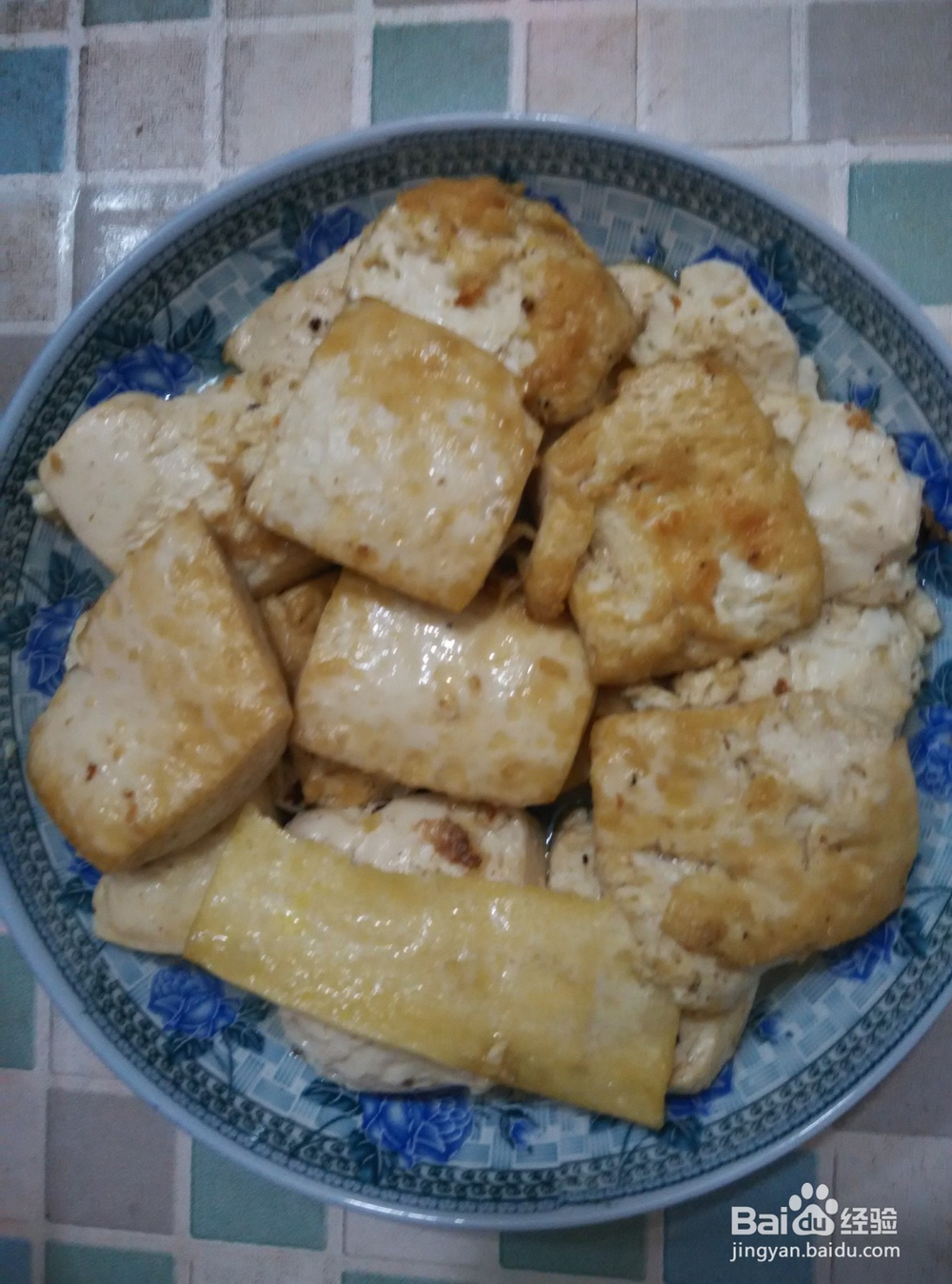#过年#如何给家人做道特色炸豆腐蘸蒜盐水