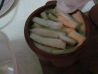 茄子焖肉的做法