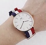 怎么更换DW的表带