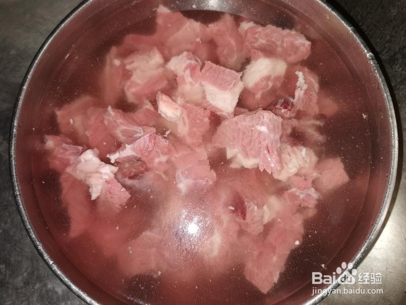 西红柿土豆炖牛腩的做法