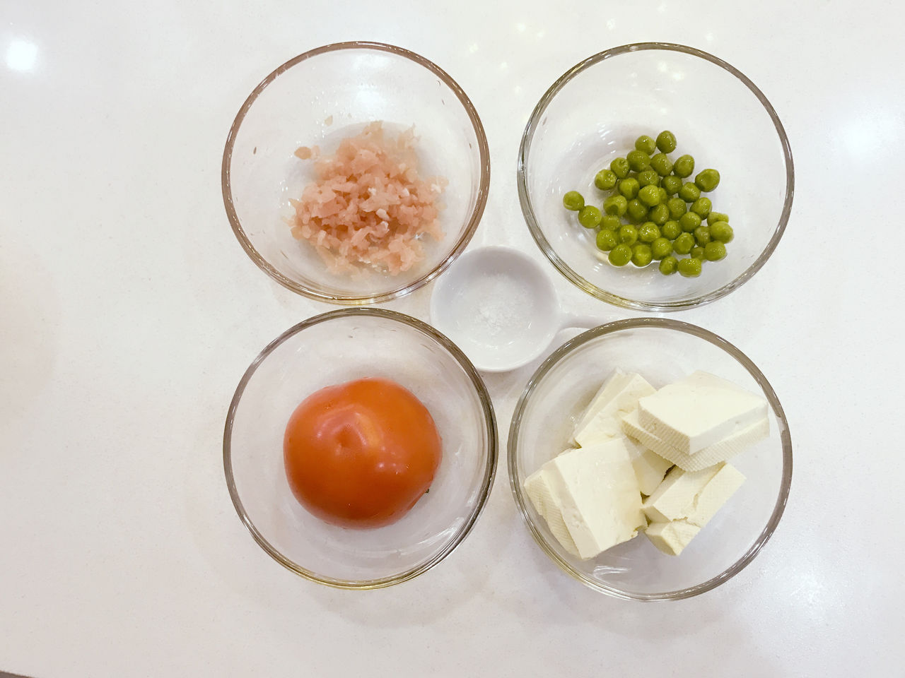 超美味的西红柿烧豆腐，每一口都是满满的幸福！