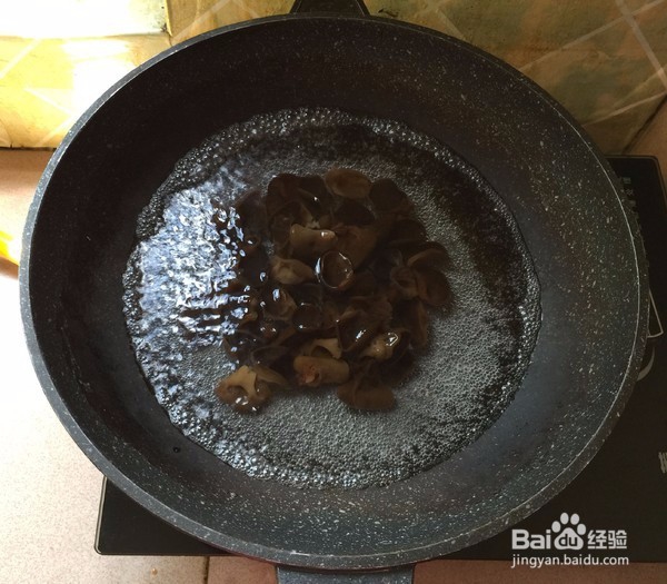 怎么做小炒红肠