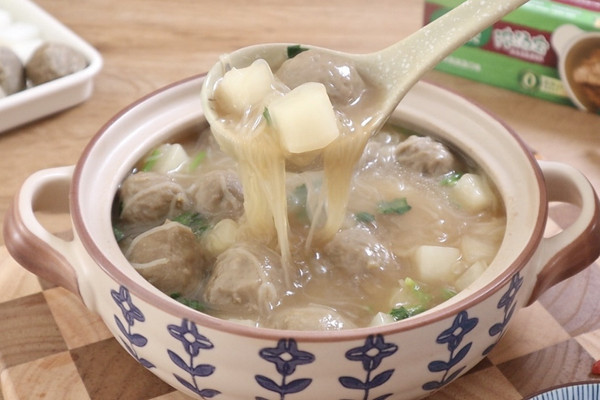 萝卜牛肉丸粉丝汤