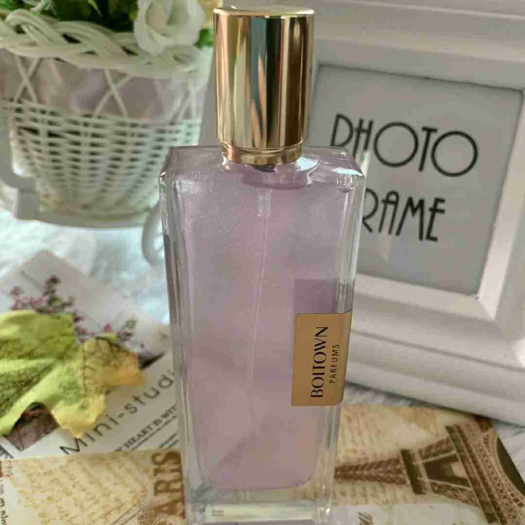 让你爱不释手的香水——冰希黎十里桃花