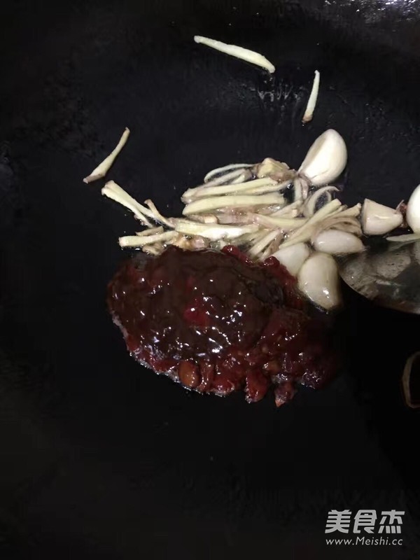 红烧鲫鱼的做法